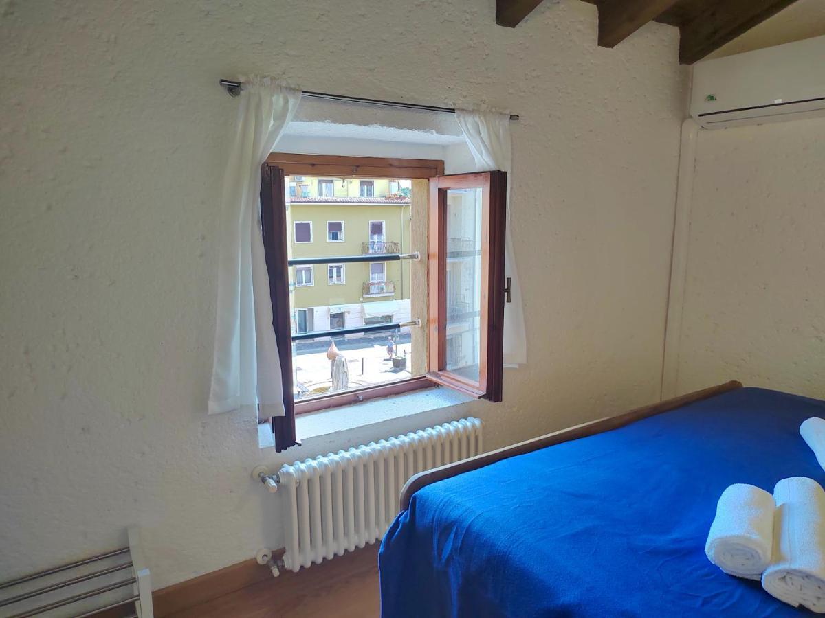 Aly D'Angelo Alla Torre - Immobiliare Azzurra Bardolino Bagian luar foto